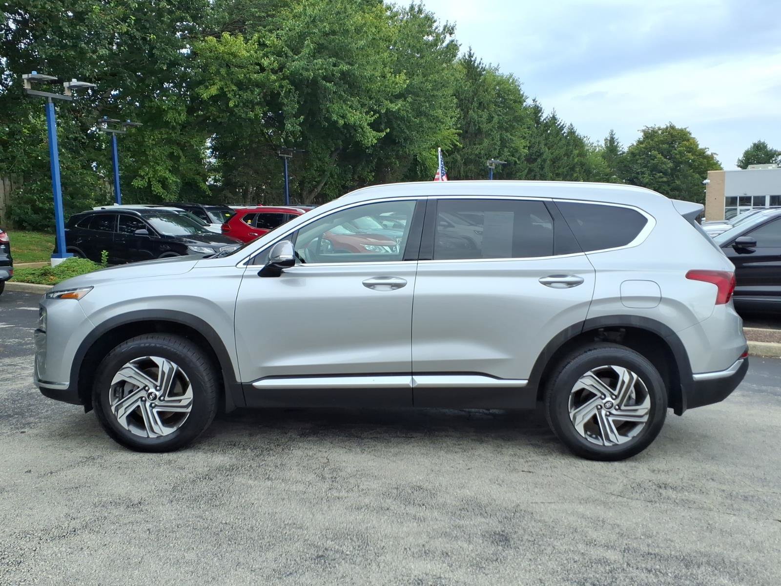 Used 2022 Hyundai Santa Fe SEL w/ Convenience Package AWD/4WD image 6