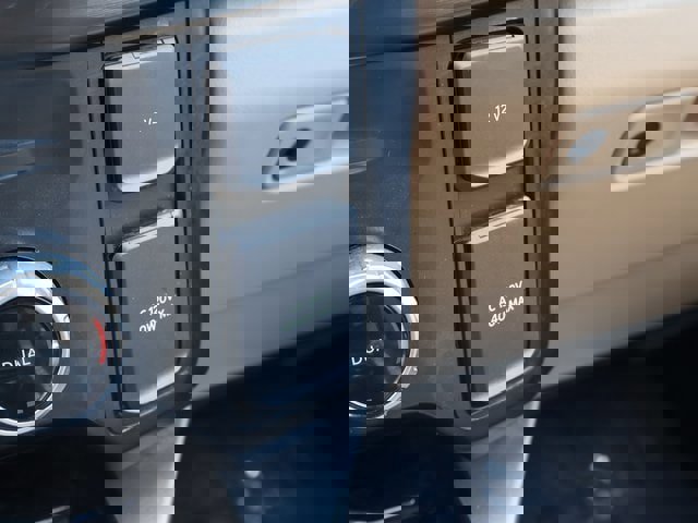 Certified 2023 Ford F350 Lariat w/ FX4 Off-Road Package image 27