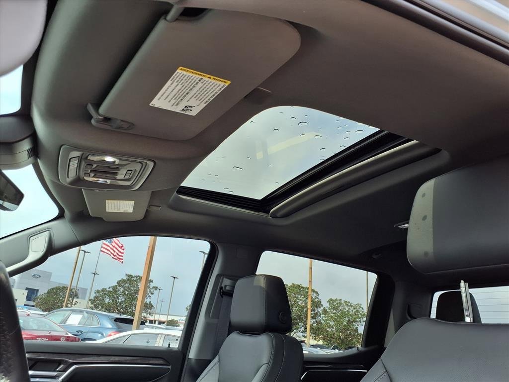 Used 2023 Chevrolet Silverado 1500 LTZ w/ LTZ Premium Package image 16