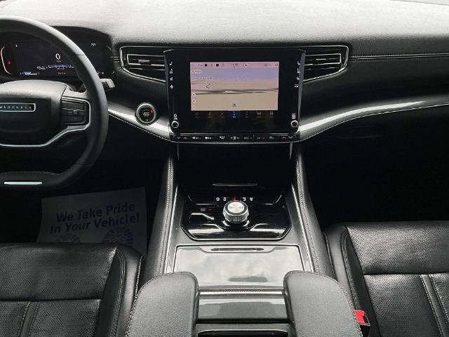 Used 2023 Jeep Wagoneer 4WD w/ Premium Group I image 29