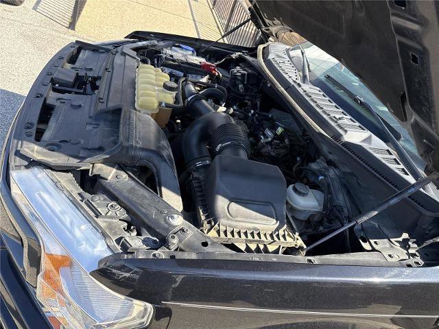 Certified 2019 Ford F150 XLT w/ Equipment Group 302A Luxury image 30