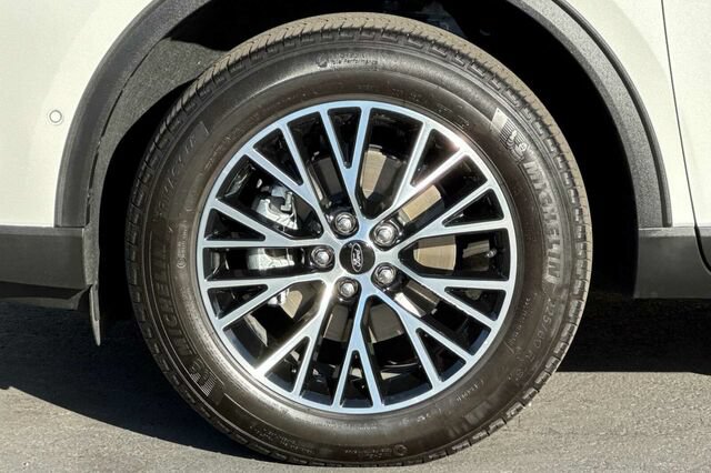 Certified 2024 Ford Escape SE FWD image 27