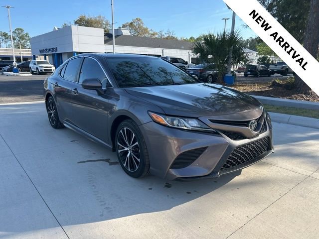 Used 2020 Toyota Camry SE