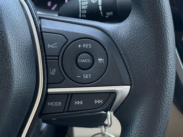 Used 2024 Toyota Camry LE FWD image 11