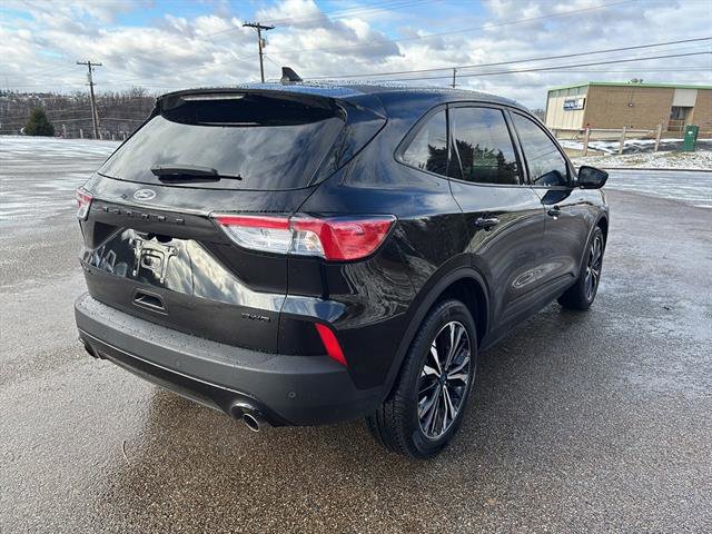 Certified 2022 Ford Escape SEL w/ SEL Stealth AWD Package image 5