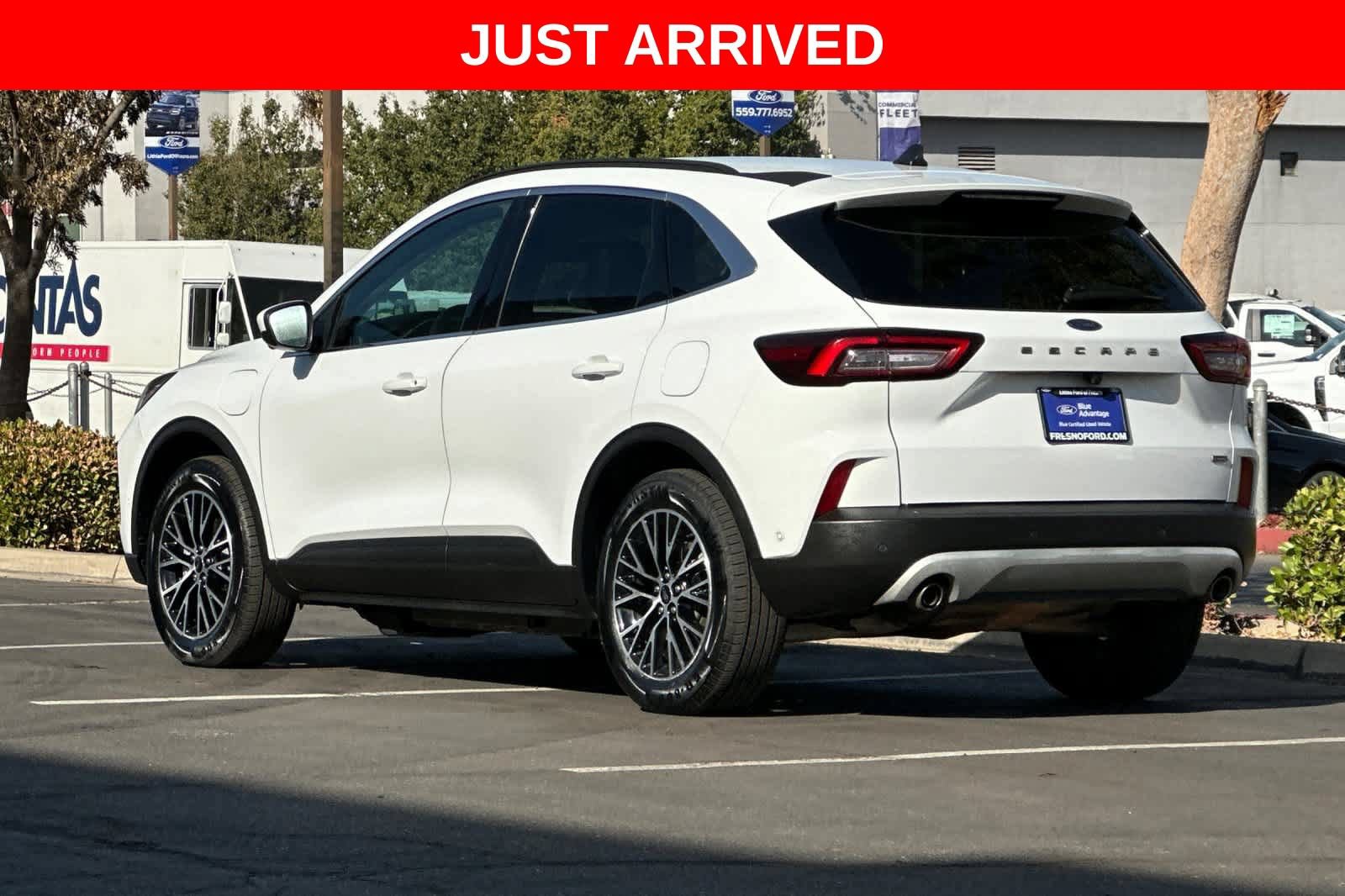 Certified 2023 Ford Escape SE w/ PHEV Premium Package FWD image 7