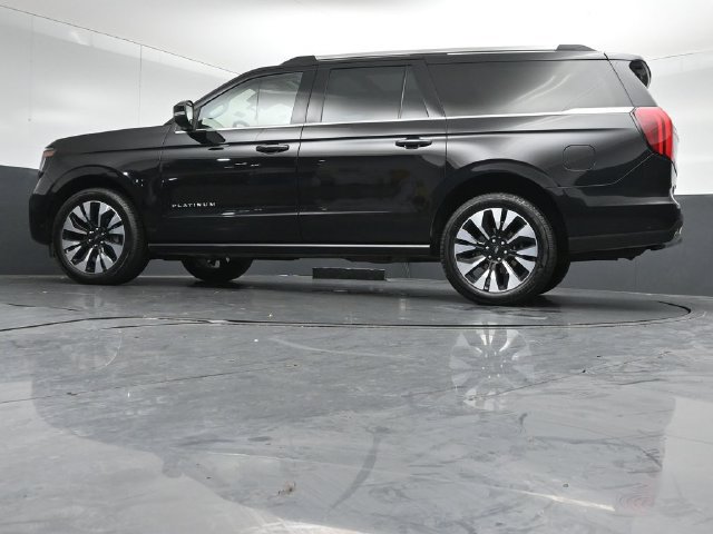 Certified 2025 Ford Expedition Max Platinum w/ Driver's Package AWD/4WD image 40