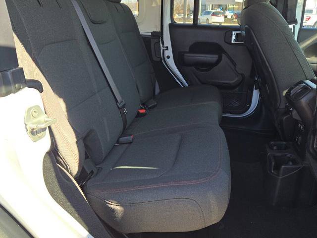 Used 2024 Jeep Wrangler Unlimited Rubicon AWD/4WD image 9