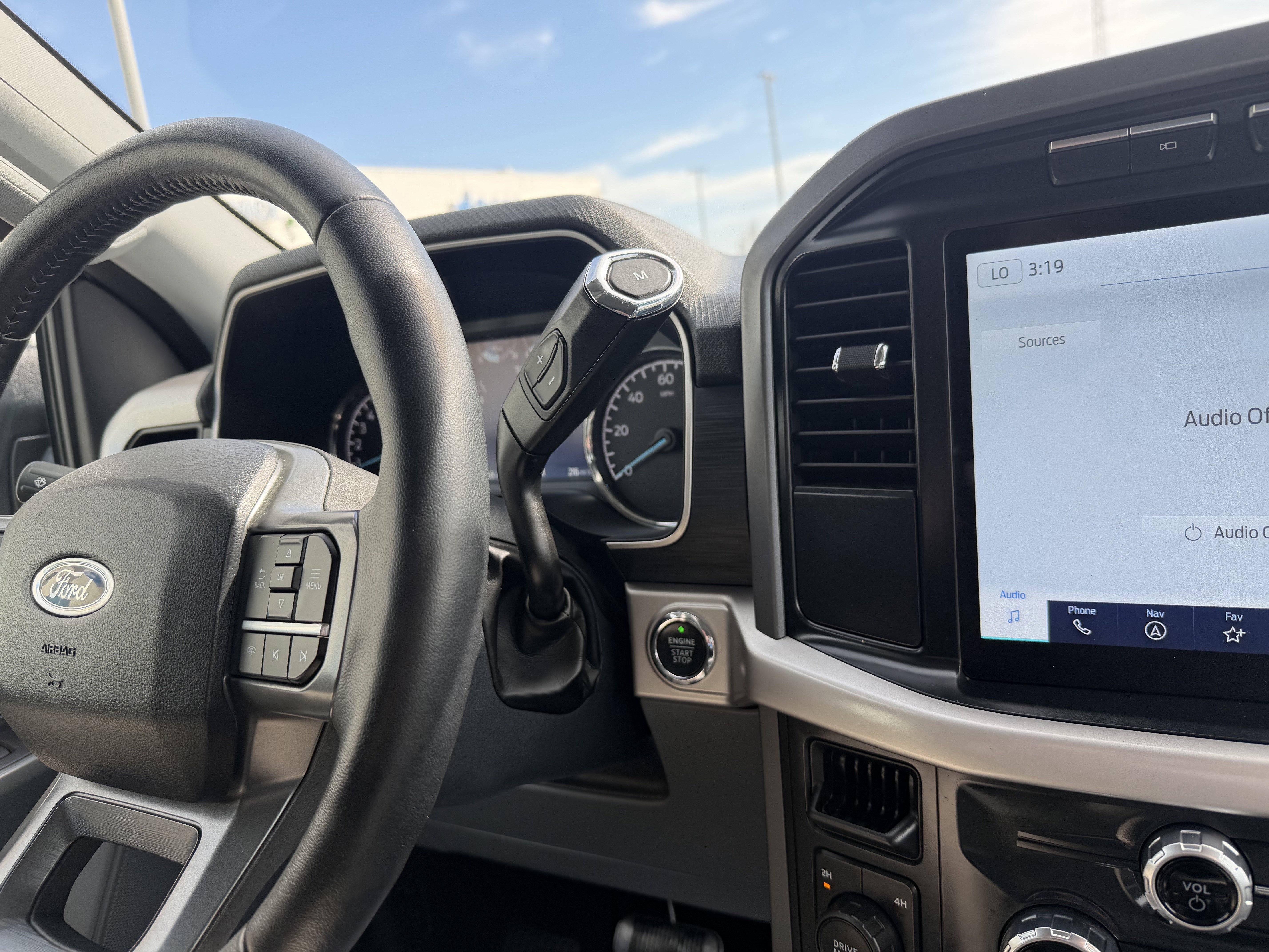 Certified 2022 Ford F150 XLT w/ Equipment Group 302A High image 17