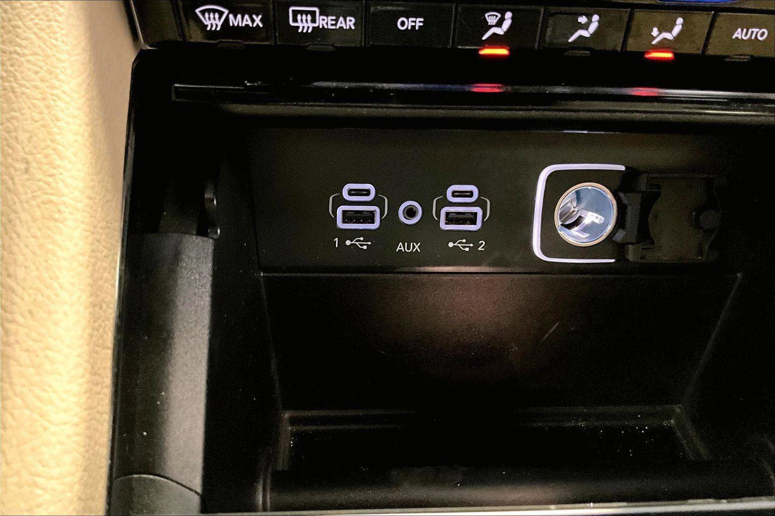 Used 2023 Jeep Grand Cherokee L Limited image 32