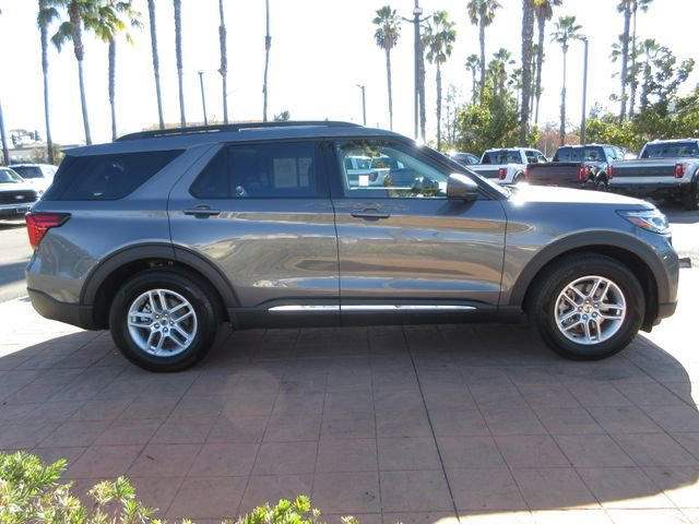 Certified 2025 Ford Explorer Active w/ Active Comfort Package image 5