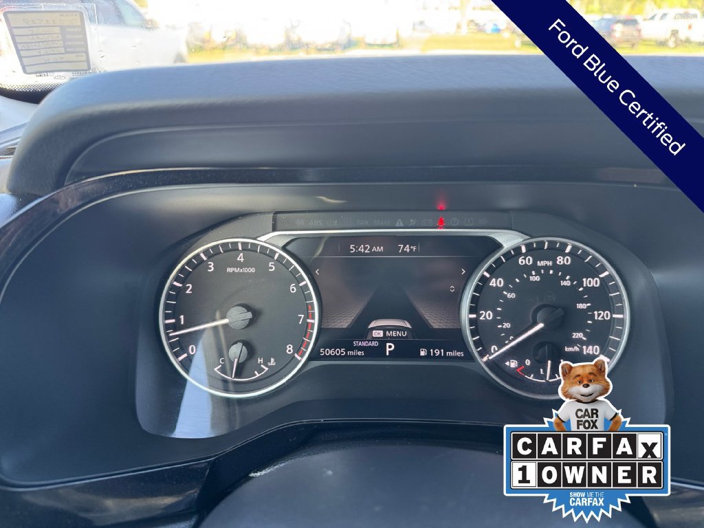 Used 2025 Nissan Pathfinder SV FWD image 41