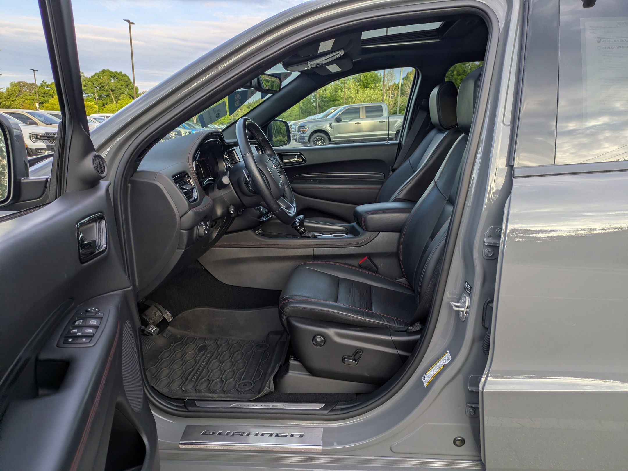 Used 2023 Dodge Durango GT AWD/4WD image 12