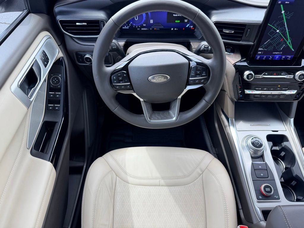 Certified 2022 Ford Explorer Platinum w/ Technology Package AWD/4WD image 22