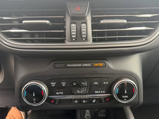 Certified 2025 Ford Escape Active w/ Cold Weather Package AWD/4WD image 17
