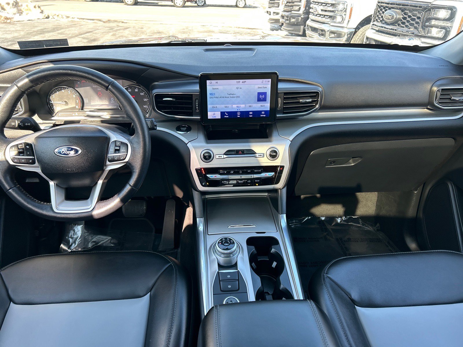 Certified 2022 Ford Explorer XLT w/ Equipment Group 202A image 6