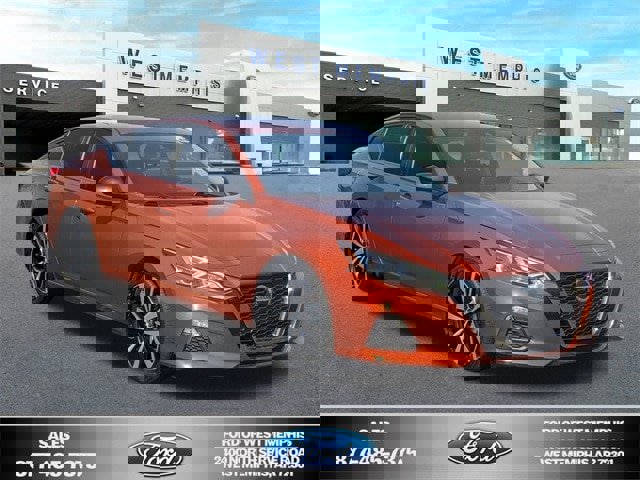 Used 2021 Nissan Altima 2.5 SR image 1