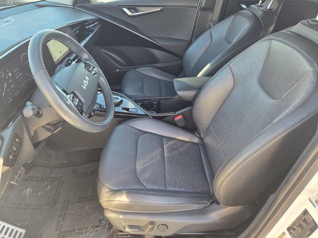 Used 2023 Kia Niro Wave FWD image 11
