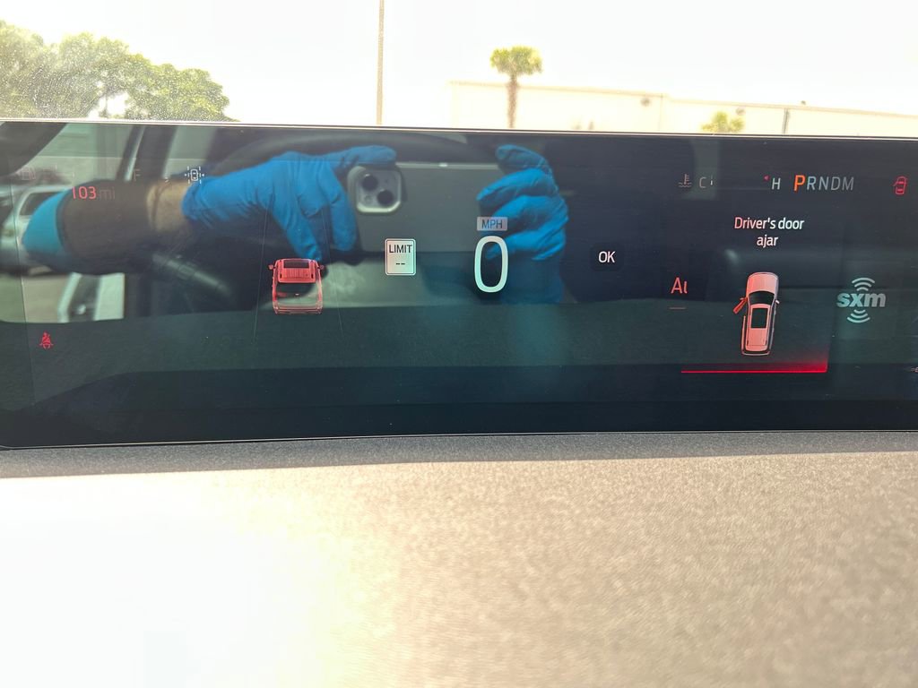 Certified 2025 Ford Expedition Active image 17