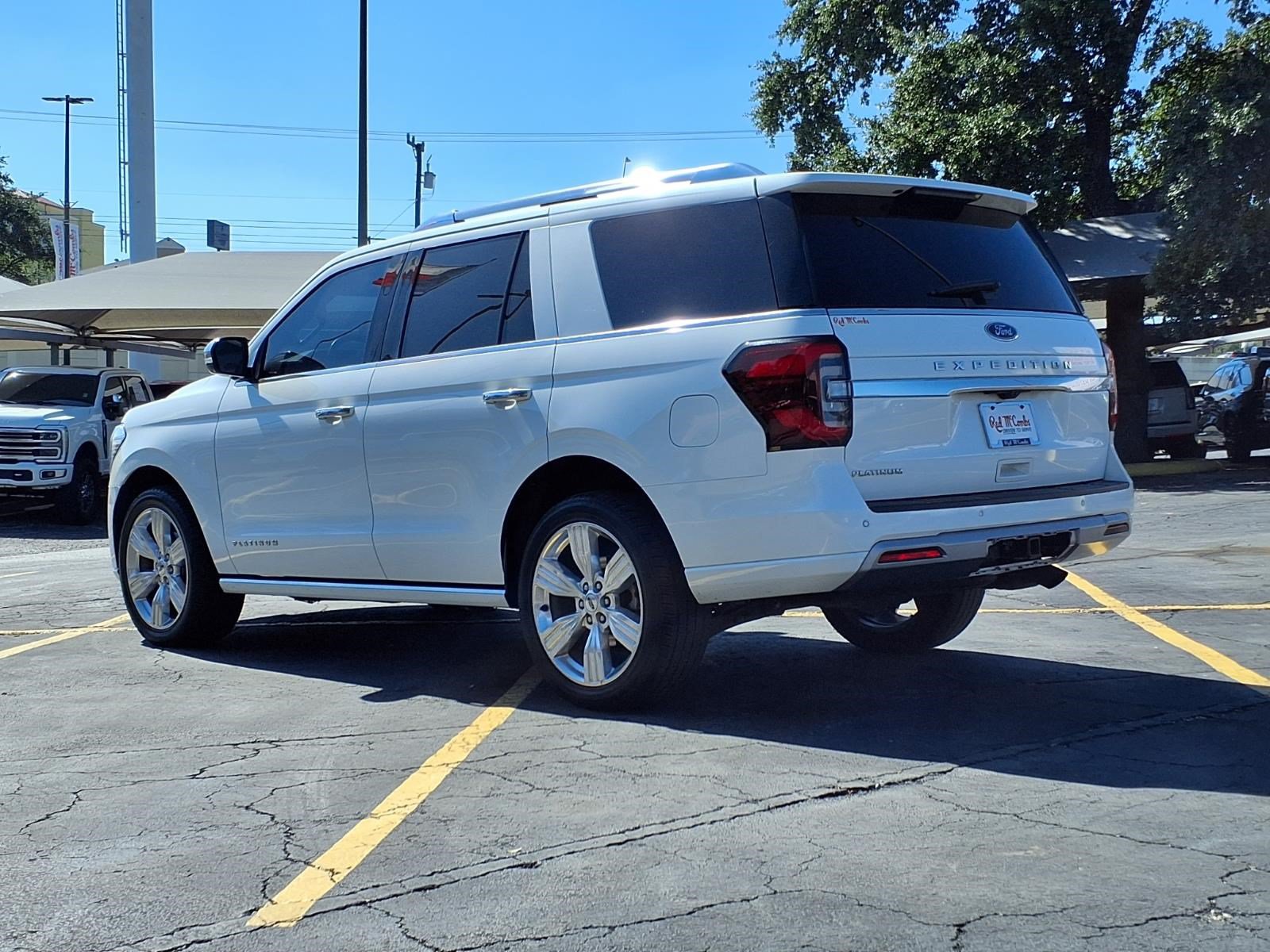 Certified 2023 Ford Expedition Platinum RWD image 8