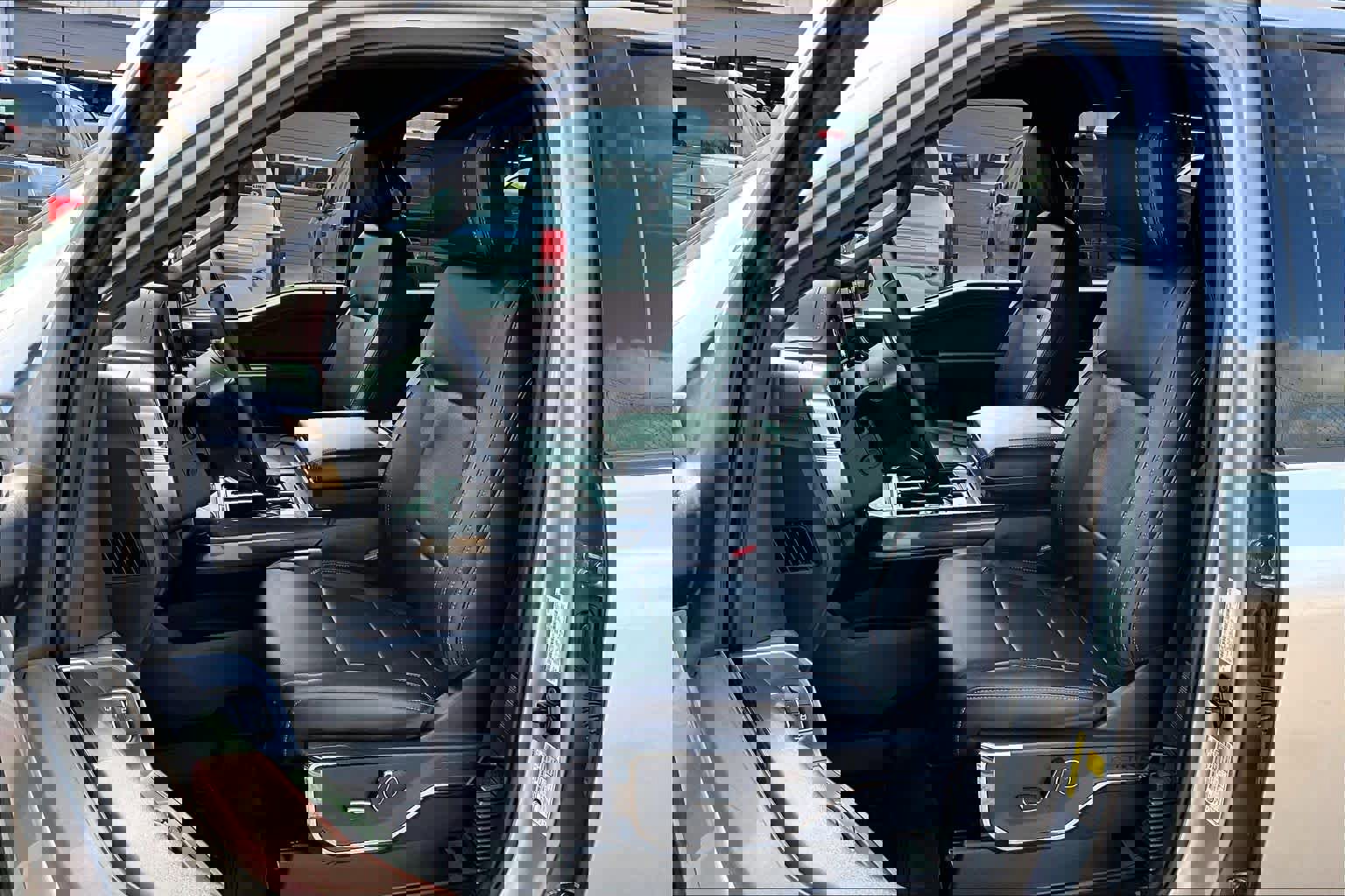 Certified 2023 Ford F150 Lariat w/ Equipment Group 502A High image 11