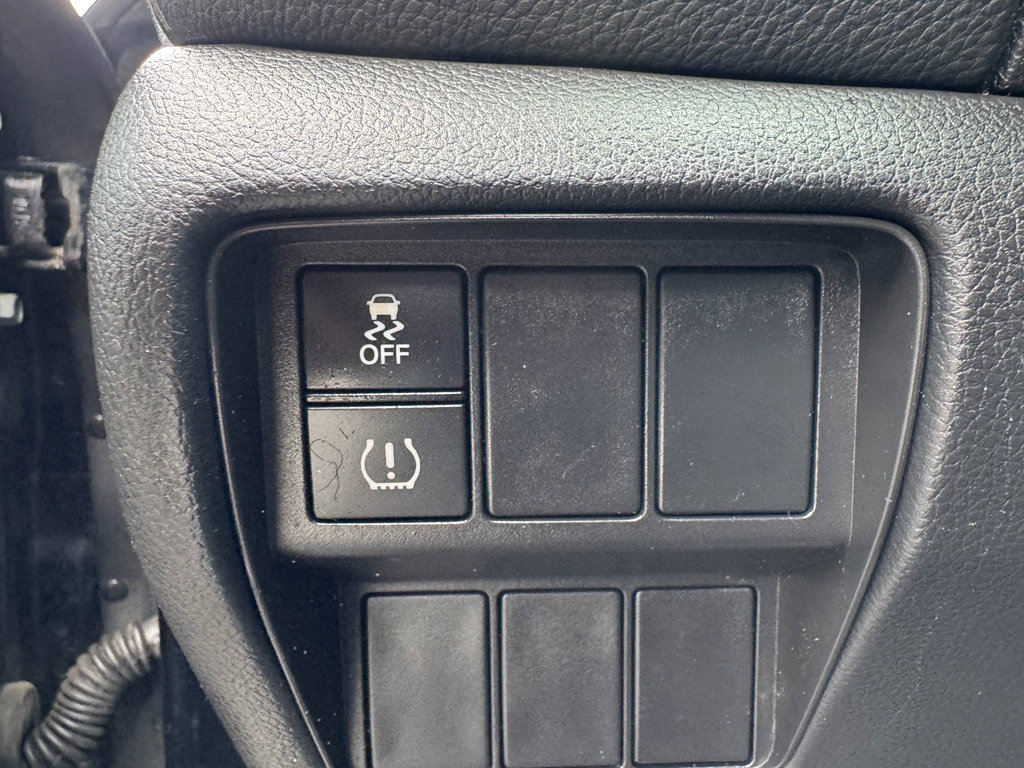 Used 2018 Honda CR-V LX image 21