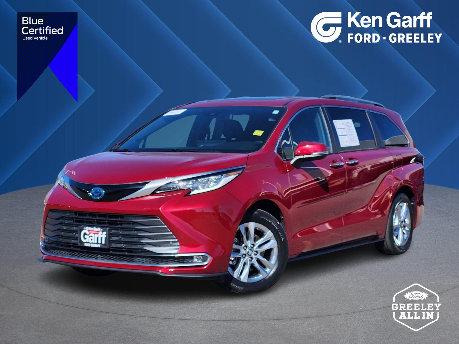 Used 2025 Toyota Sienna Limited AWD/4WD image 1