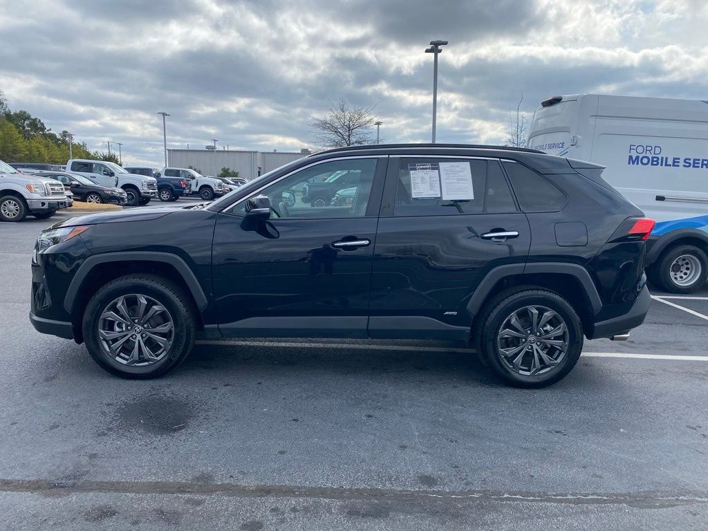 Used 2023 Toyota RAV4 Limited image 2