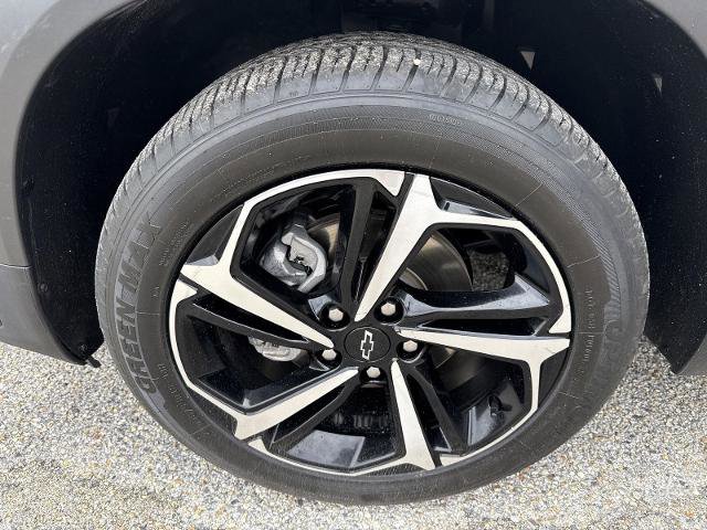 Used 2023 Chevrolet TrailBlazer RS AWD/4WD image 32
