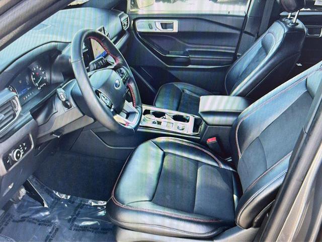 Certified 2023 Ford Explorer ST-Line image 9