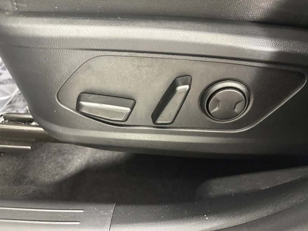 Used 2023 Hyundai Santa Cruz SEL Premium AWD/4WD image 15