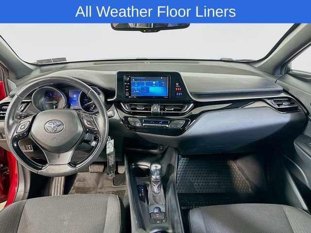 Used 2018 Toyota C-HR XLE FWD image 17