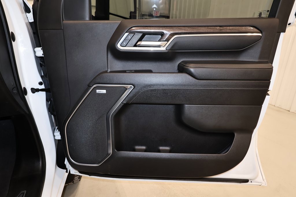 Used 2024 Chevrolet Silverado 2500 LTZ w/ LTZ Plus Package image 24