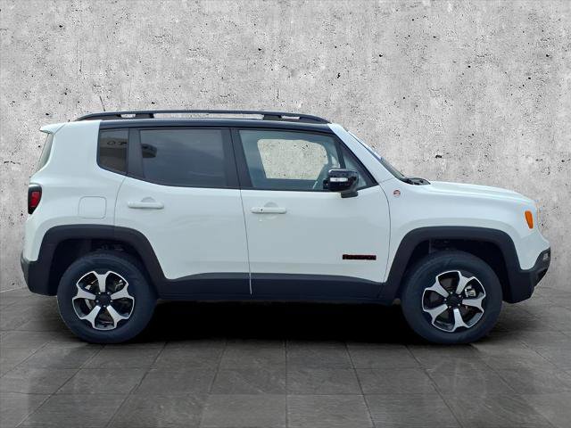 Used 2022 Jeep Renegade Trailhawk w/ Trailer Tow Group image 2
