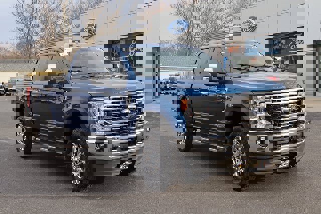 Certified 2022 Ford F250 Lariat w/ Lariat Ultimate Package image 2