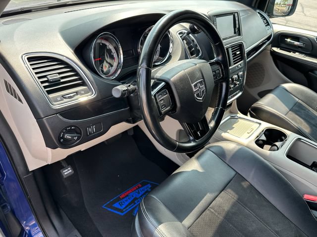 Used 2020 Dodge Grand Caravan SXT FWD image 22