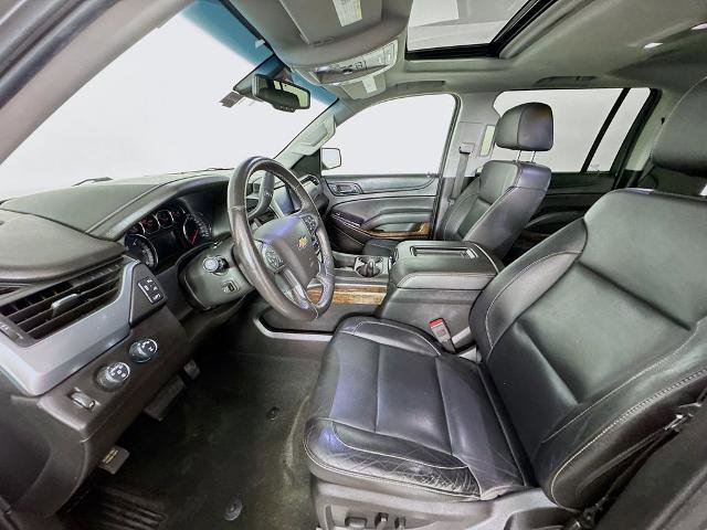Used 2018 Chevrolet Suburban LT w/ Luxury Package AWD/4WD image 11