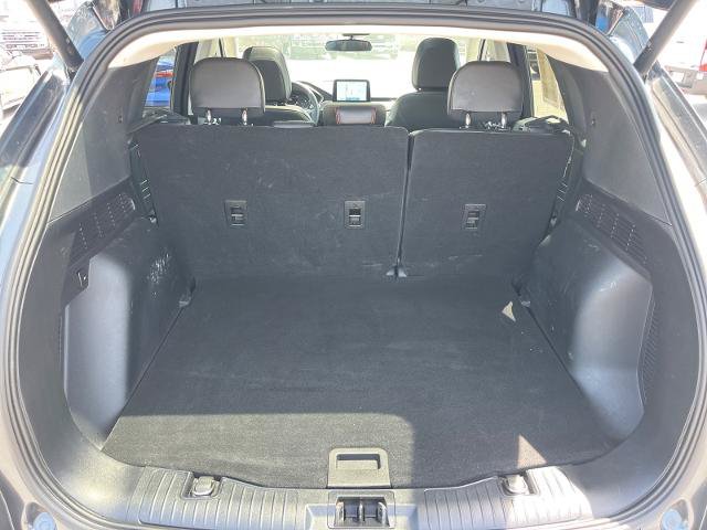 Certified 2022 Ford Escape SEL w/ SEL Stealth AWD Package image 20