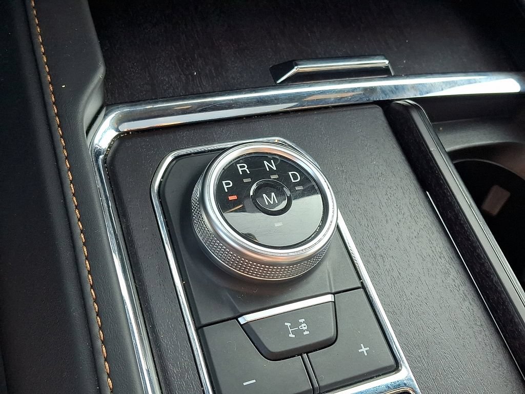 Certified 2023 Ford Expedition Platinum AWD/4WD image 15