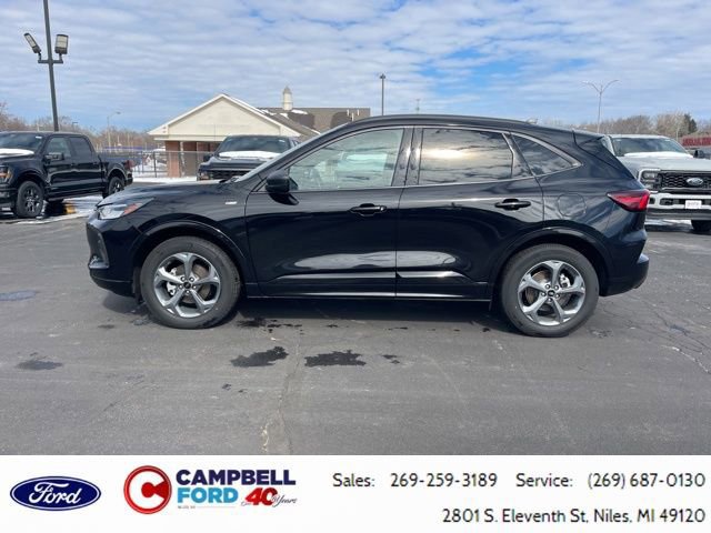Certified 2023 Ford Escape ST-Line w/ Tech Pack #1 AWD/4WD image 2