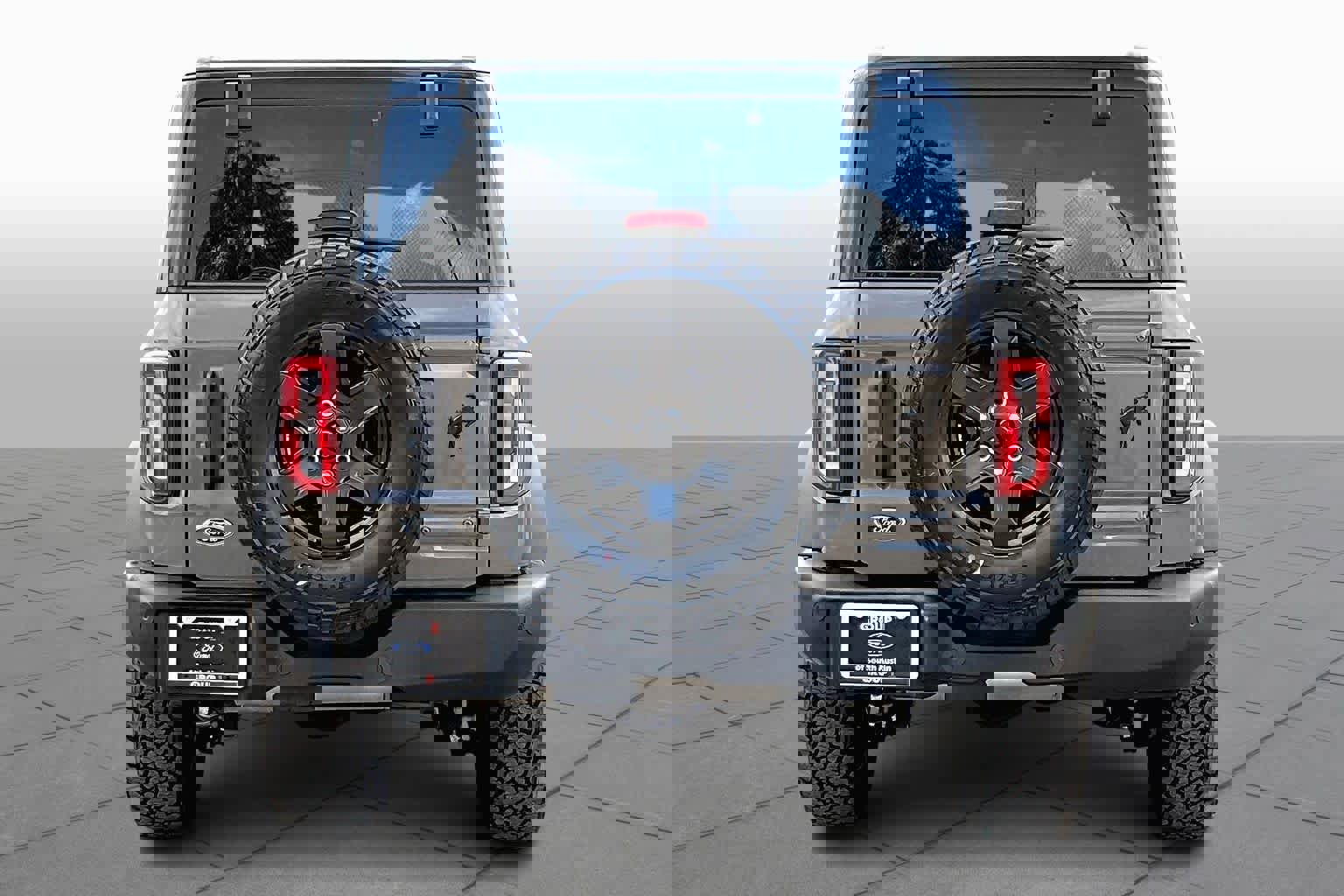 Certified 2025 Ford Bronco Outer Banks image 2