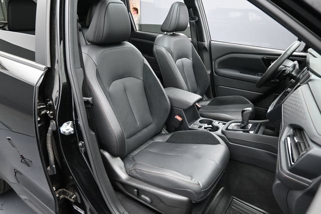 Used 2025 Subaru Forester Touring w/ Popular Package - Touring AWD/4WD image 29