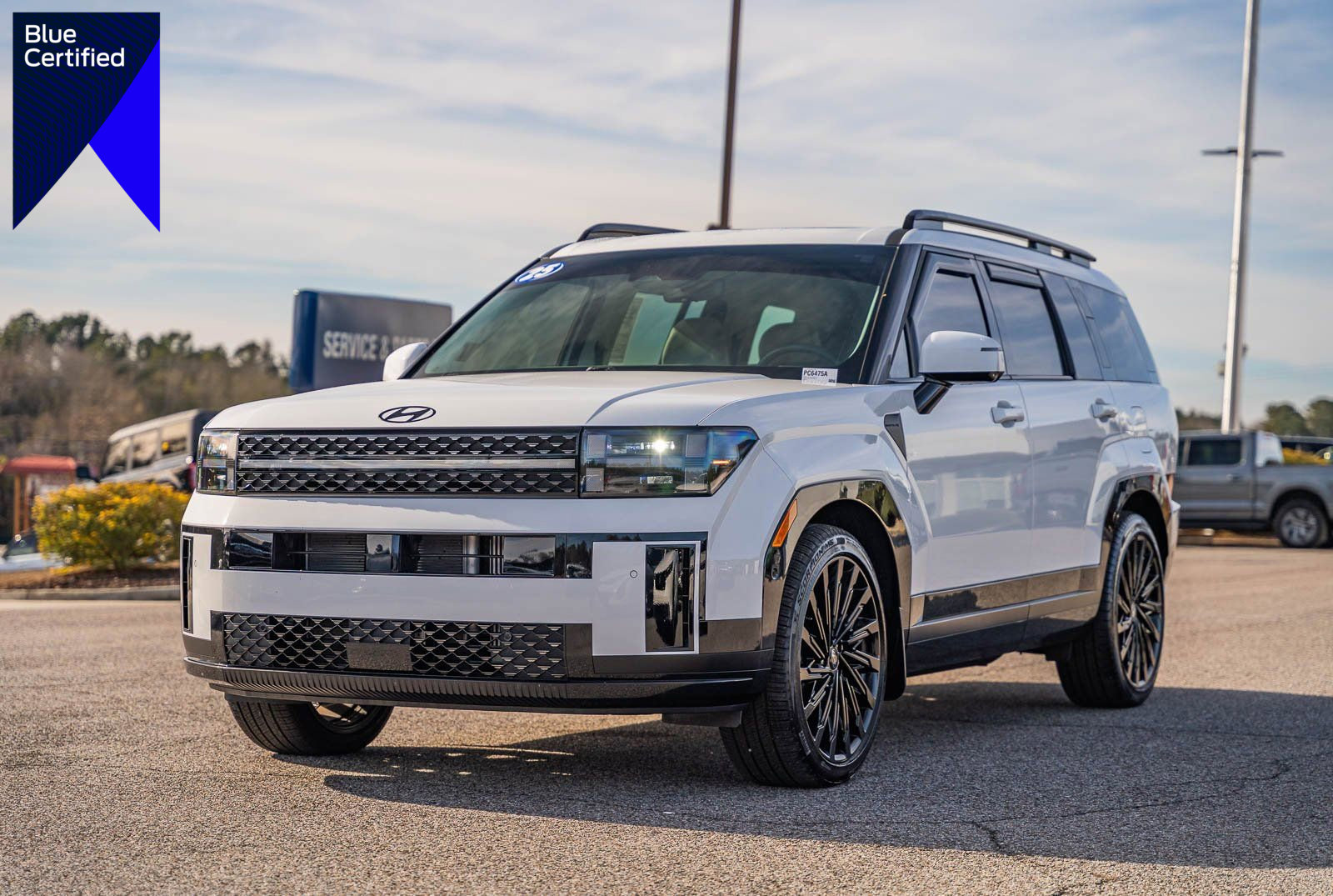 Used 2025 Hyundai Santa Fe Calligraphy w/ Tow & Go Package image 1