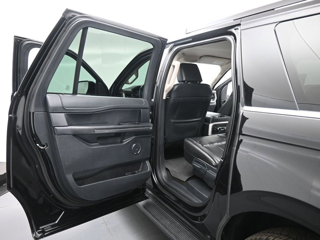 Certified 2022 Ford Expedition Max XLT image 45