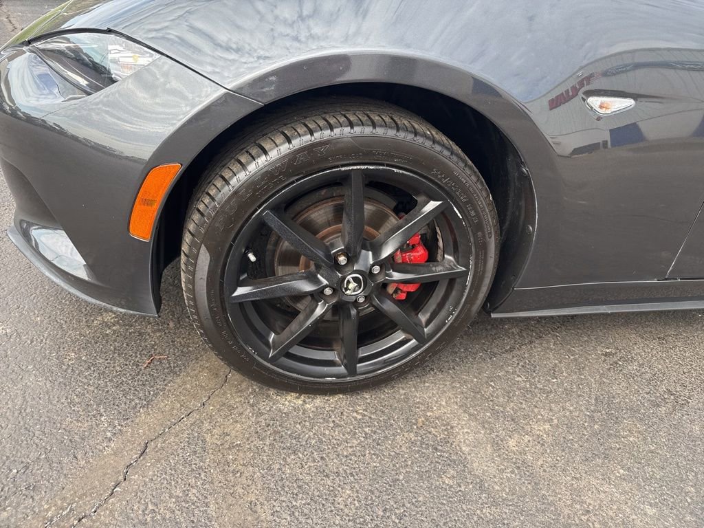 Used 2019 MAZDA MX-5 Miata RF Grand Touring image 34