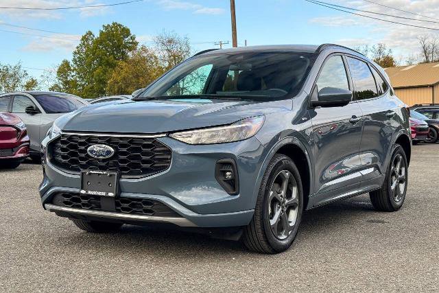 Certified 2023 Ford Escape ST-Line Select w/ Tech Pack #2 image 7