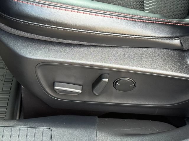 Certified 2024 Ford Escape ST-Line w/ Tech Pack #1 AWD/4WD image 7