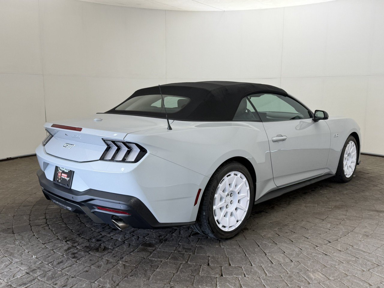 Certified 2026 Ford Mustang GT Premium w/ GT Performance Package RWD image 17