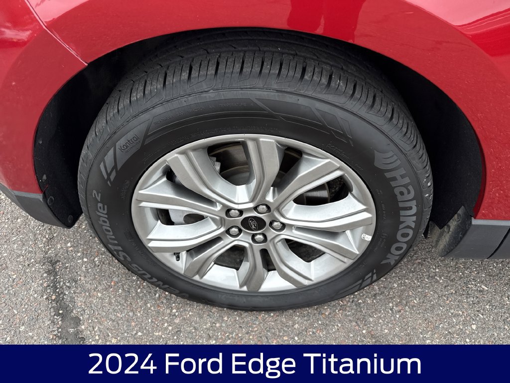 Certified 2024 Ford Edge Titanium AWD/4WD image 11
