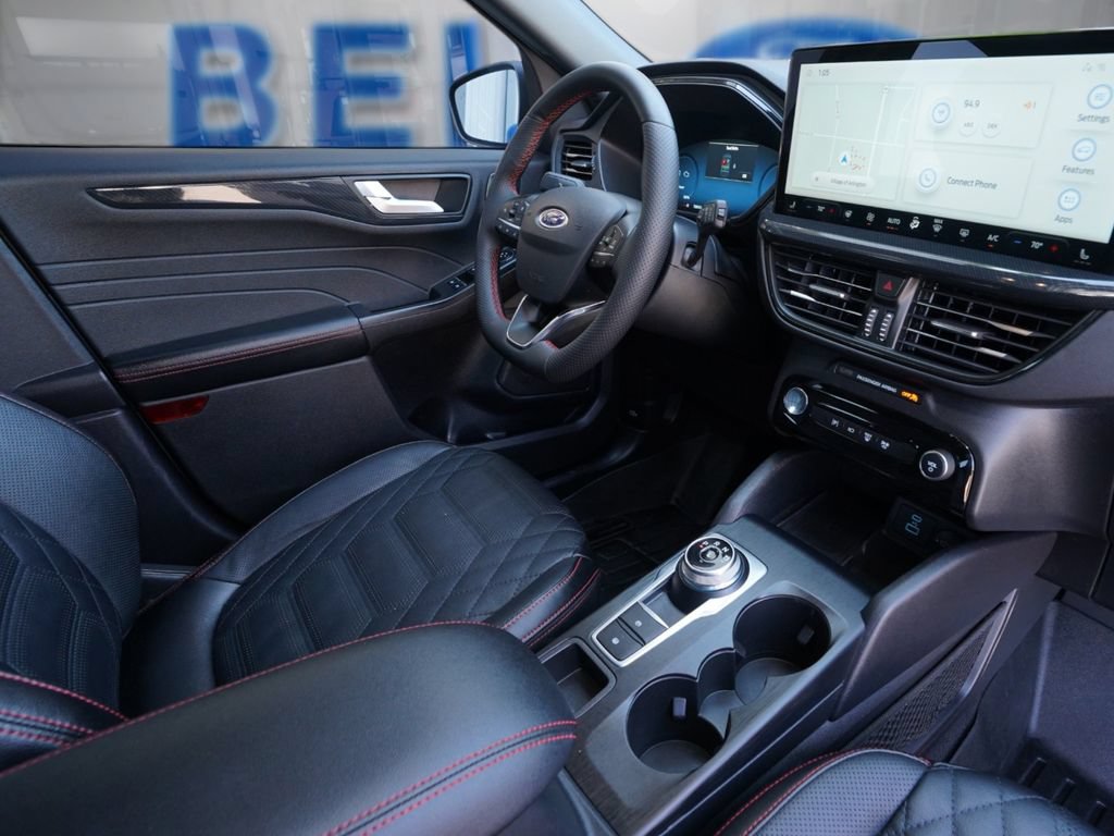 Certified 2023 Ford Escape ST-Line Elite w/ Premium Technology Package AWD/4WD image 28
